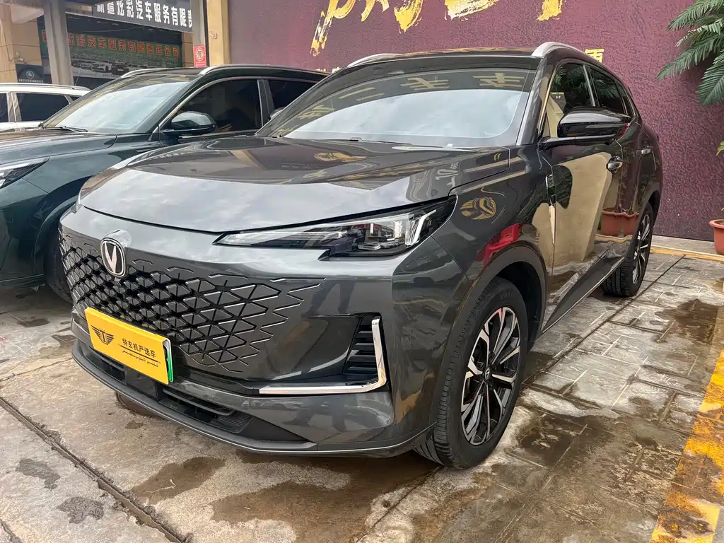 Changan CS55 PLUS PHEV 2025 — фото 1