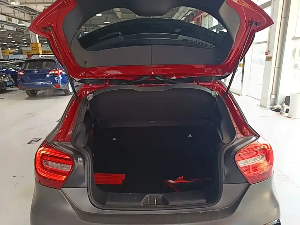 Mercedes-Benz A-Class AMG 2015 — фото 19