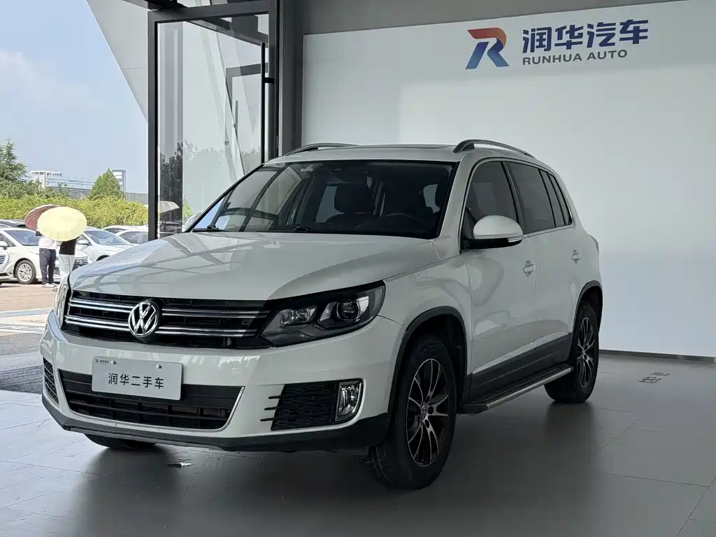 Volkswagen Tiguan 2016 — фото 1