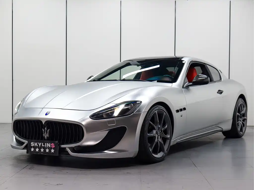 Maserati Granturismo 2013 — фото 1