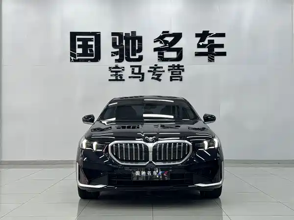 BMW 5 Series 2024