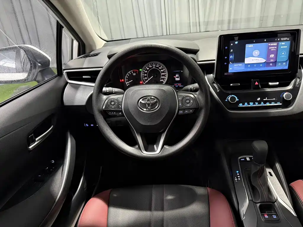 Toyota Corolla 2022 — фото 13