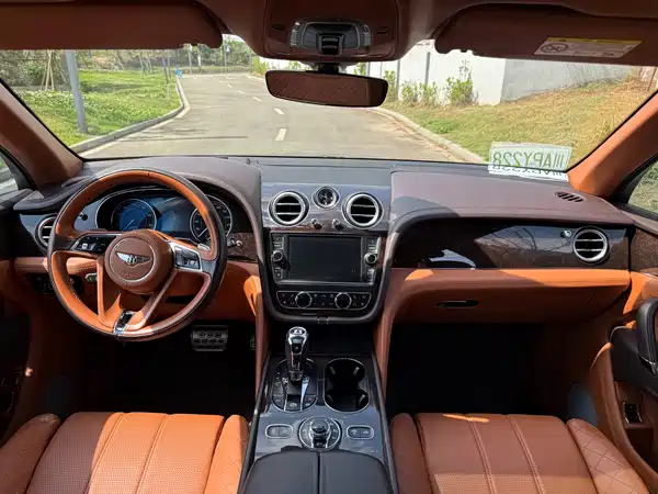 Bentley Bentayga 2016