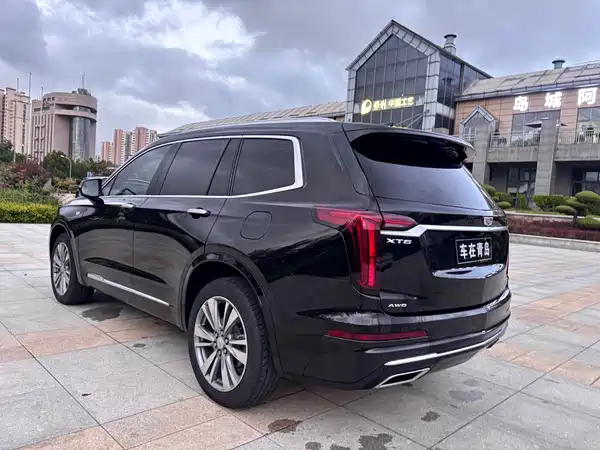 Cadillac XT6 2021