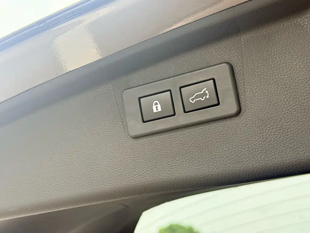 Subaru Outback 2021 — фото 10