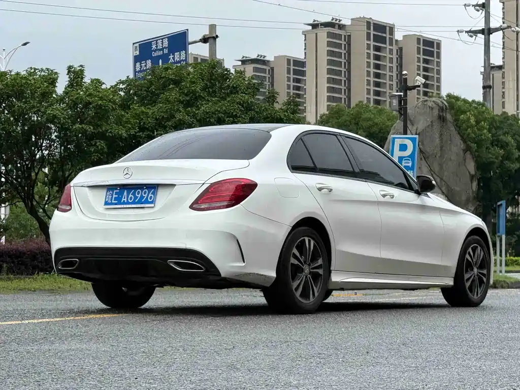 Mercedes-Benz C-Class 2015