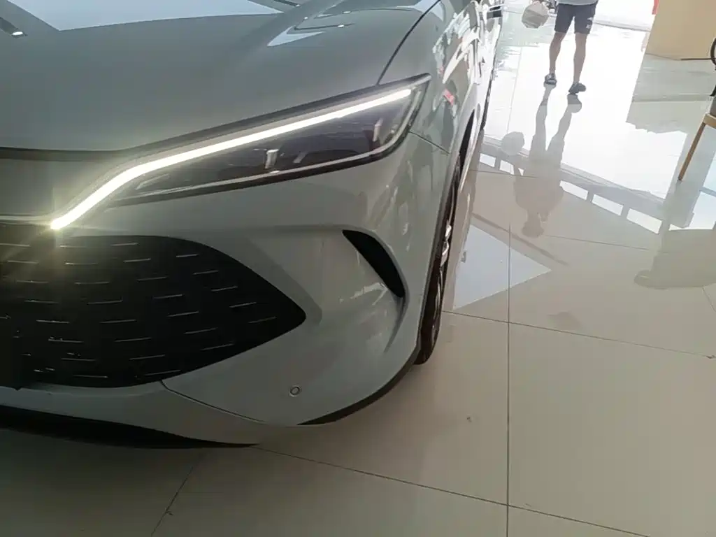 BYD Song L DM-i 2025 — фото 24