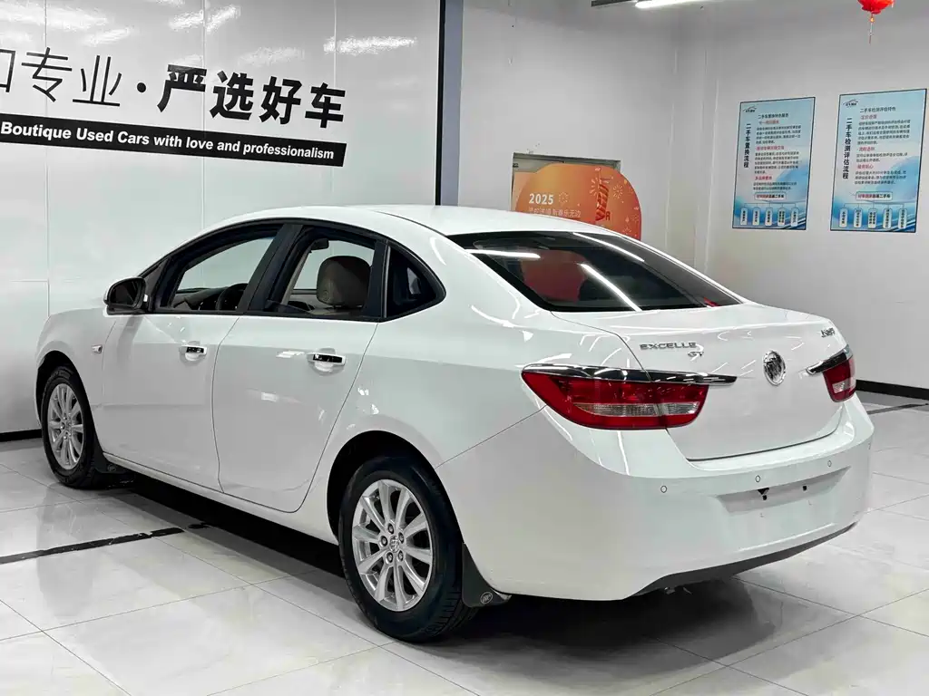 Buick Excelle 2013