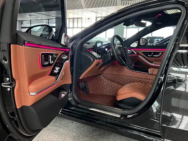 Mercedes-Benz S-Class 2023