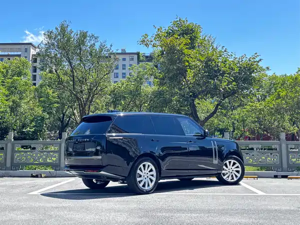 Land Rover Range Rover 2025