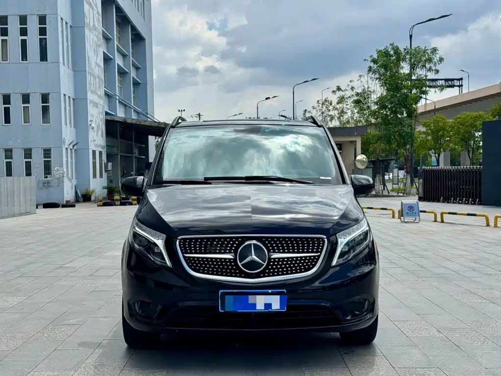 Mercedes-Benz Vito 2022 — фото 2