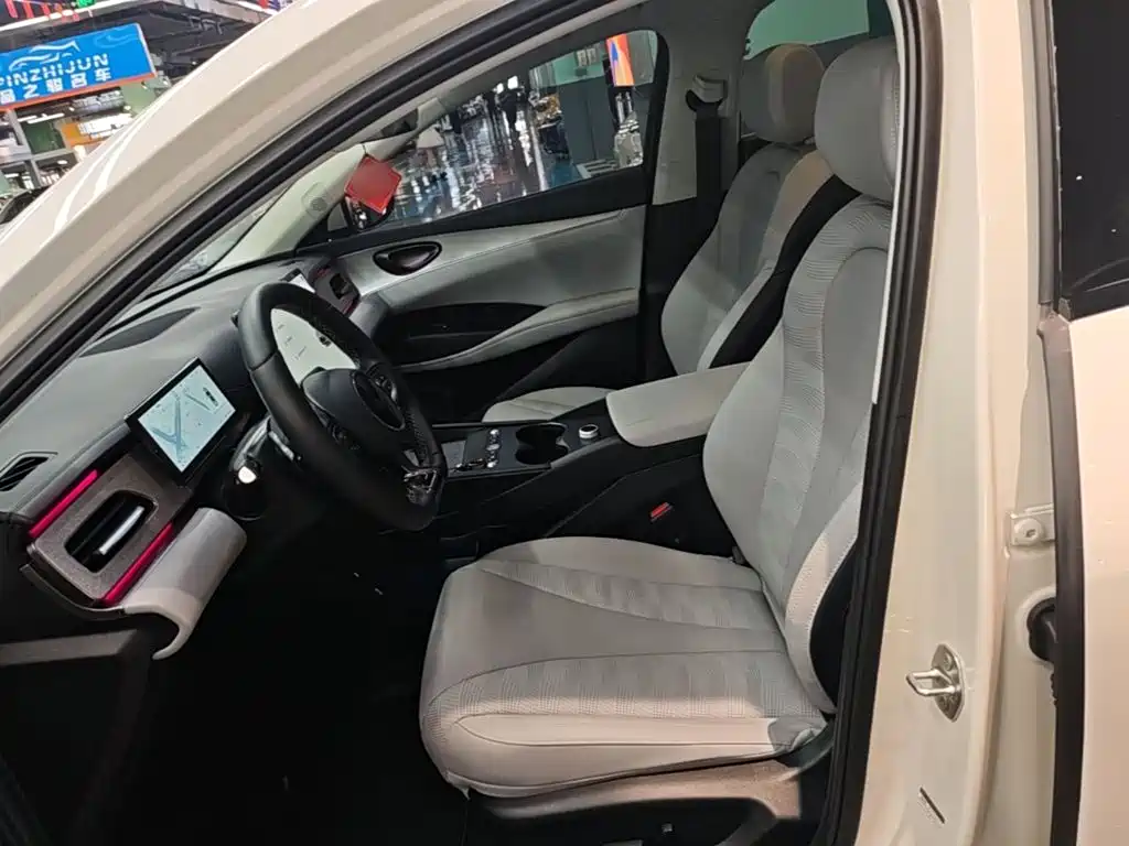 BYD Seal 06 DM-i Travel Edition 2025 — фото 15