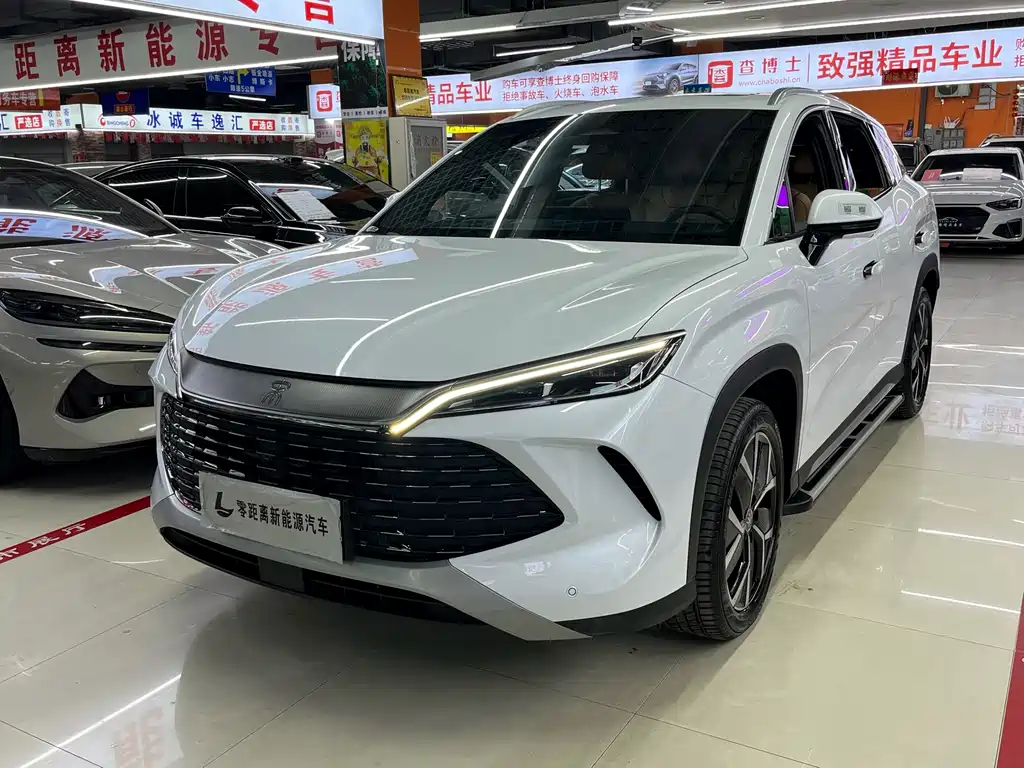 BYD Song L DM-i 2025 — фото 3