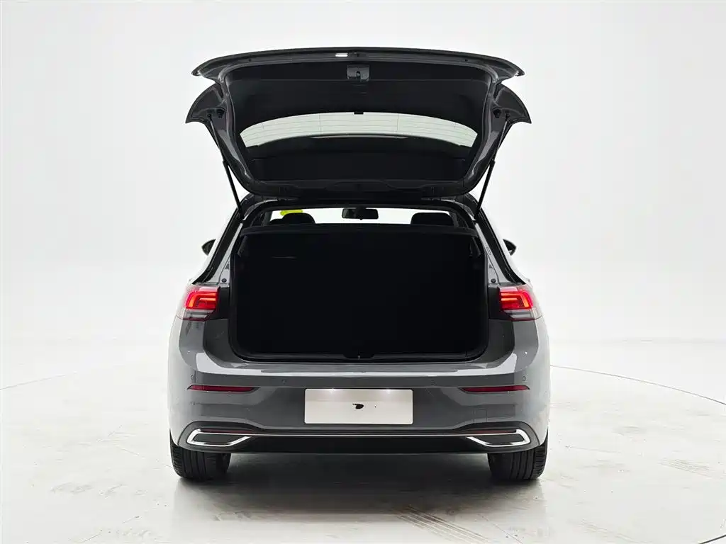 Volkswagen Golf 2022