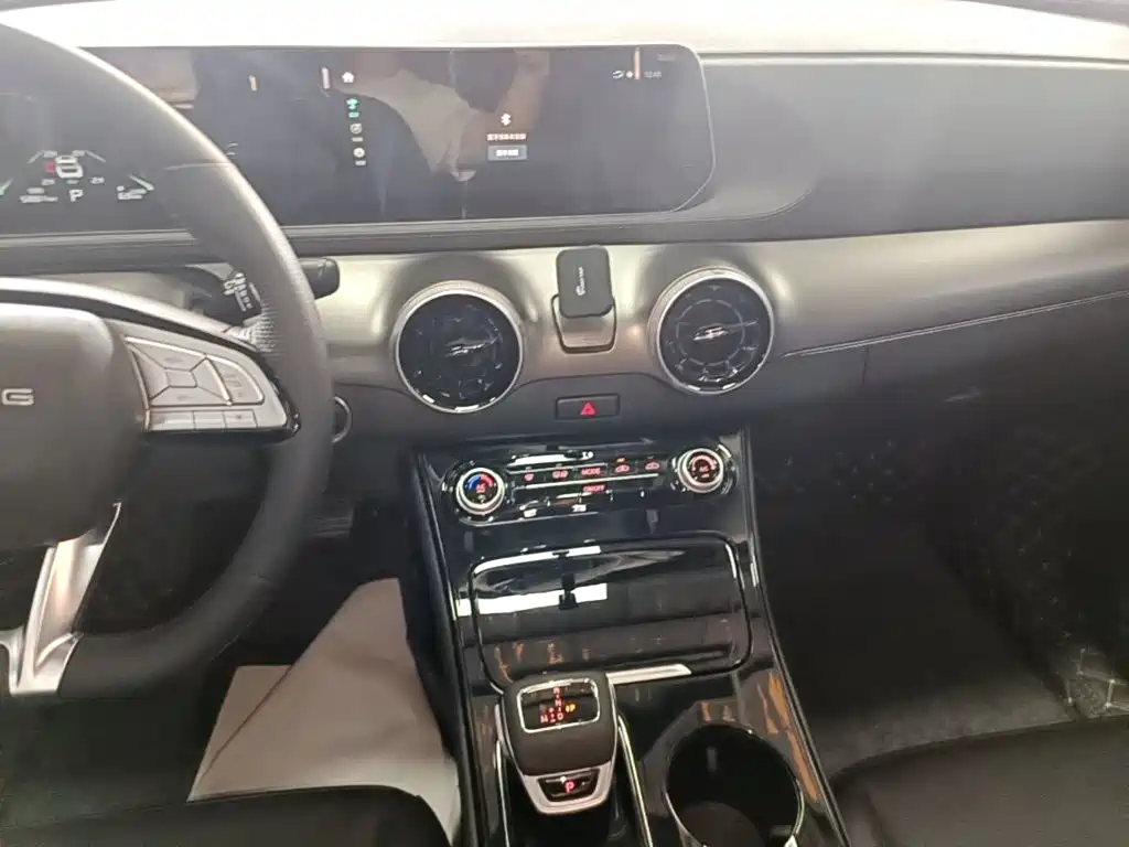 Dongfeng Fengxing T5 EVO 2021 — фото 13