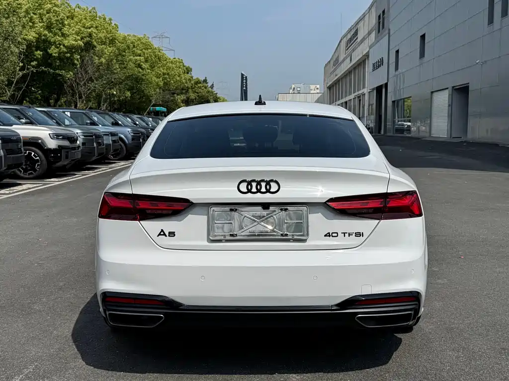 Audi A5 2021 — фото 19