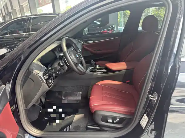 BMW 5 Series 2022