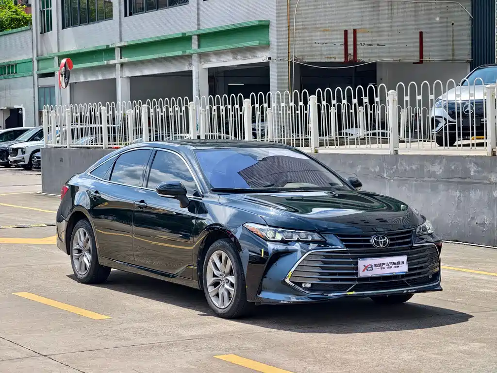 Toyota Avalon 2021