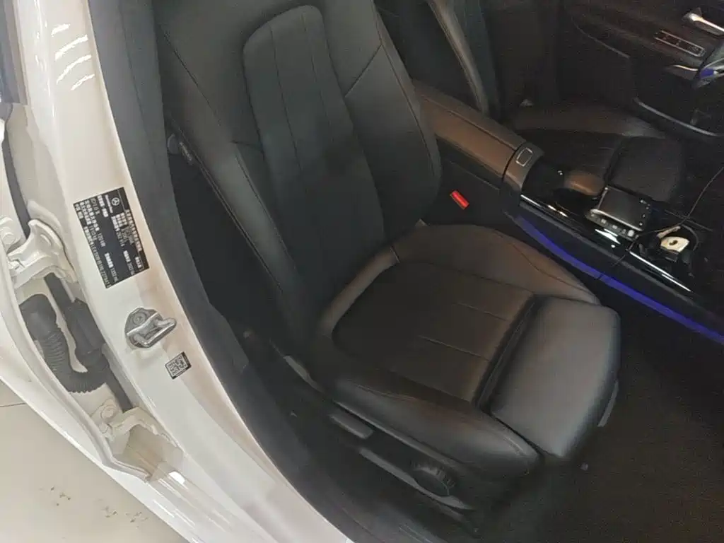 Mercedes-Benz A-Class 2022 — фото 25