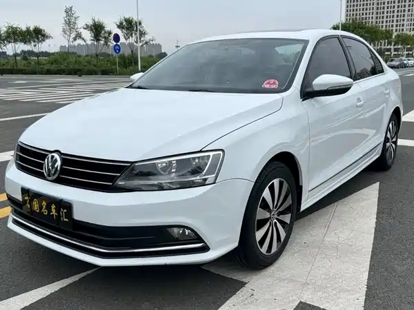 Volkswagen Sagitar 2017