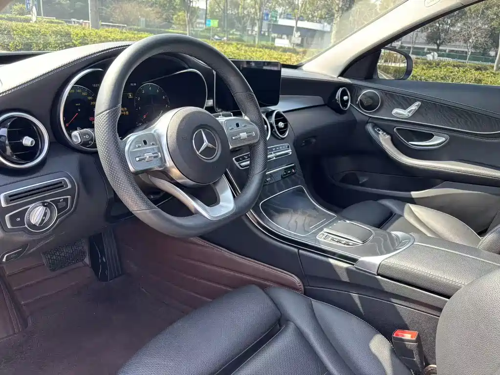 Mercedes-Benz C-Class 2019 — фото 5