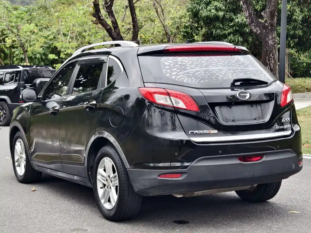 GAC Motor Trumpchi GS5 2013 — фото 10