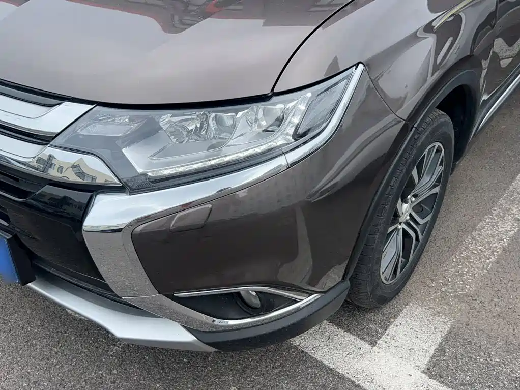 Mitsubishi Outlander 2017