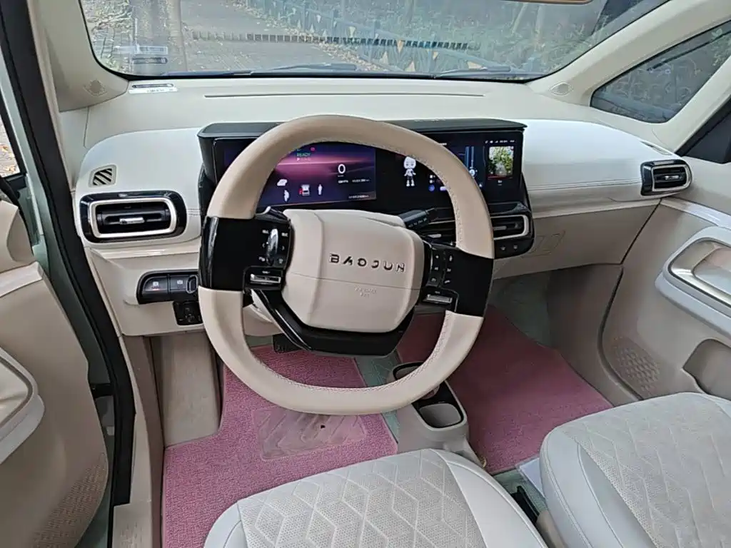 Baojun Kiwi EV 2022 — фото 10