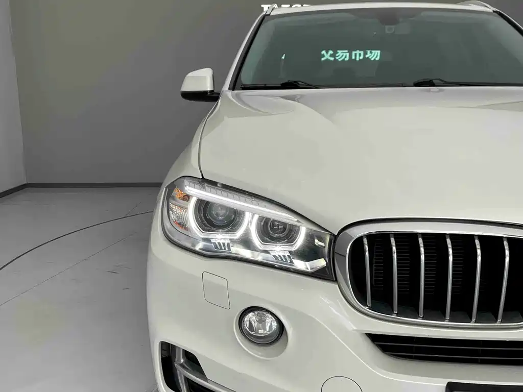 BMW X5 2018 — фото 16