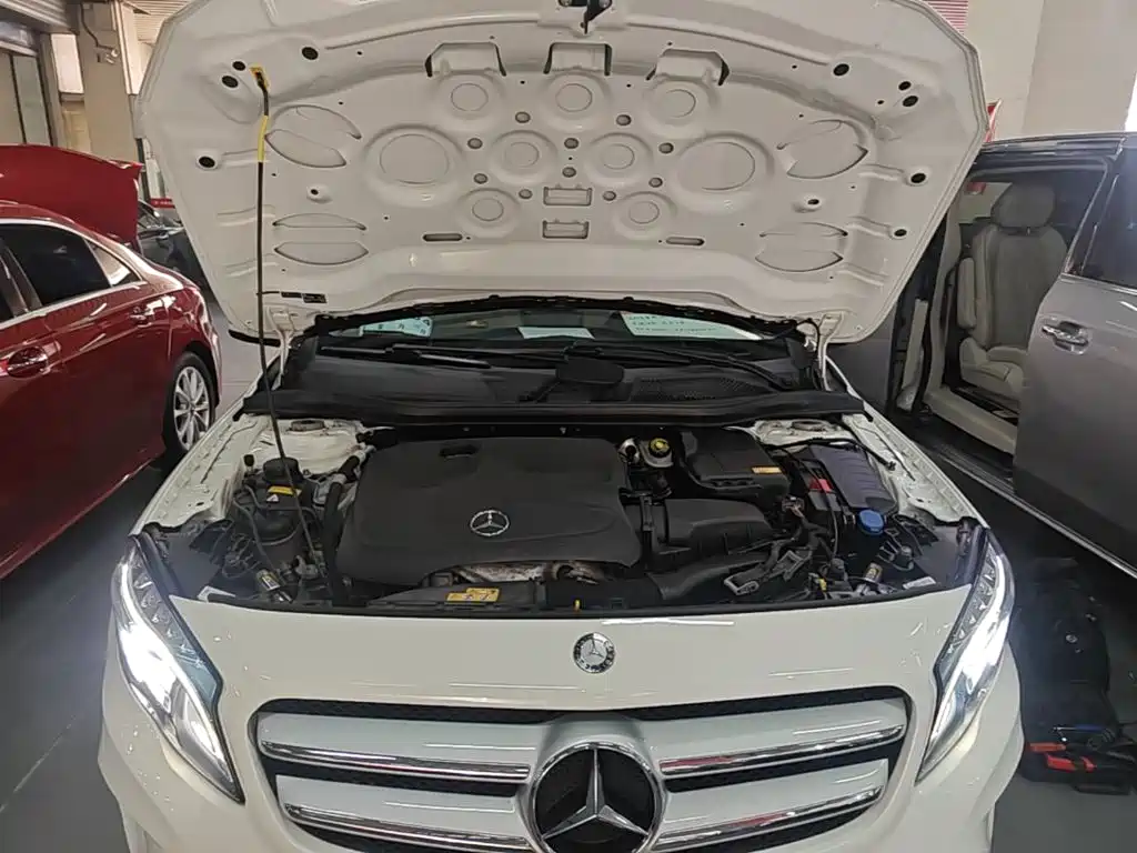 Mercedes-Benz GLA 2016 — фото 20