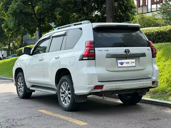 Toyota Prado 2019