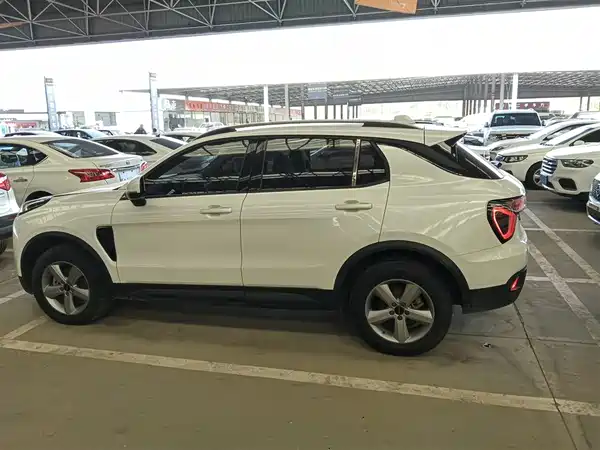 Lynk & Co 01 2019