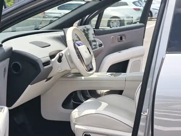 Li Auto i6 2026