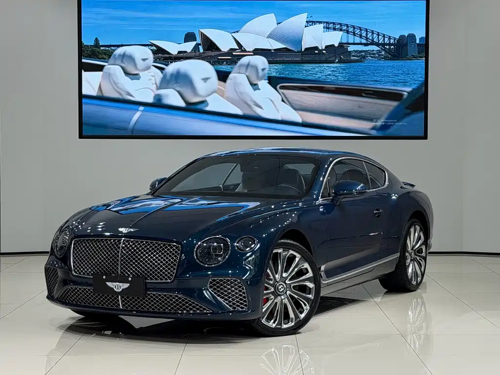 Bentley Continental 2023 — фото 1