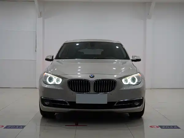 BMW 5 Series GT 2014