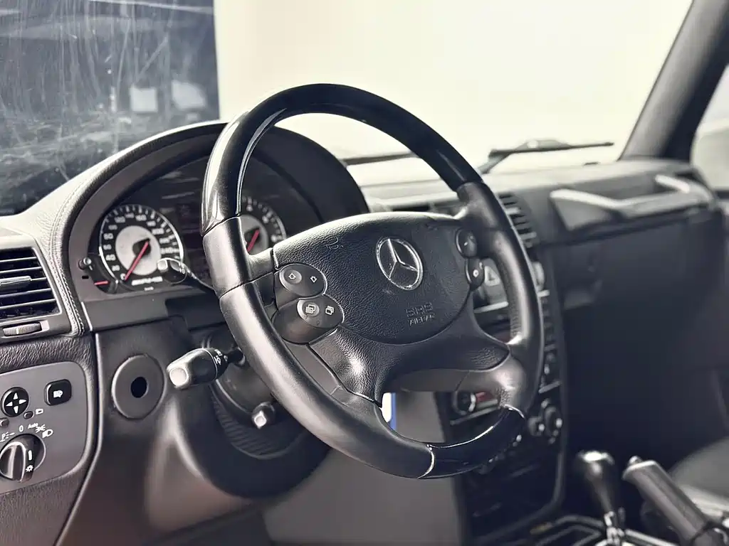 Mercedes-Benz G-Class AMG 2012 — фото 12