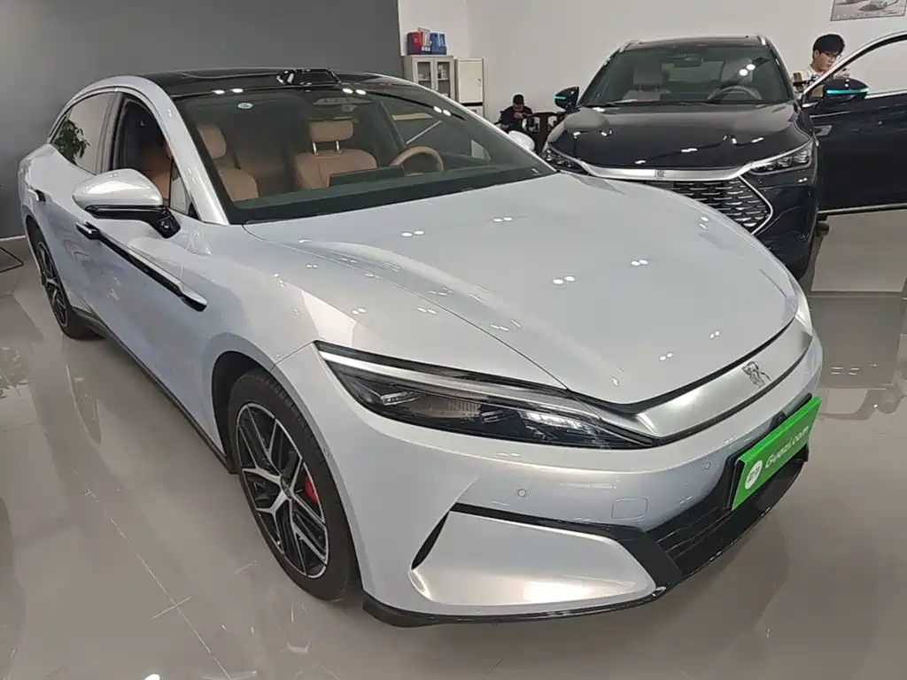 BYD Han L 2025