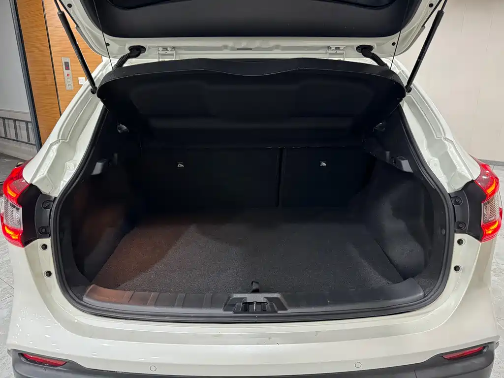 Nissan Qashqai 2021 — фото 18