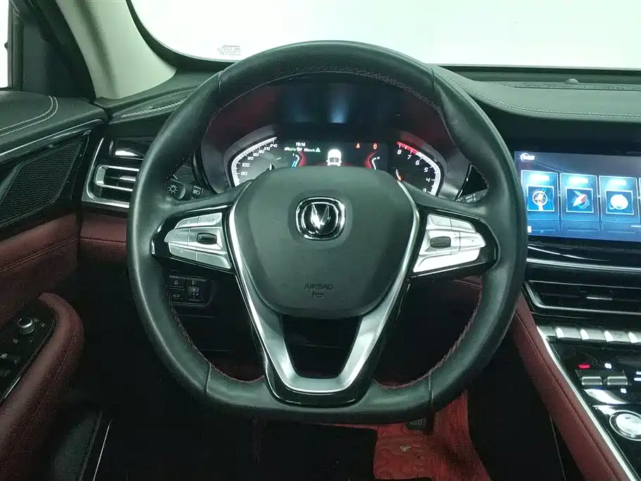 Changan CS85 COUPE 2019 — фото 14