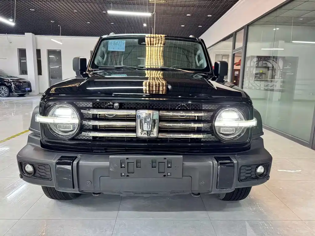 Tank 300 2023