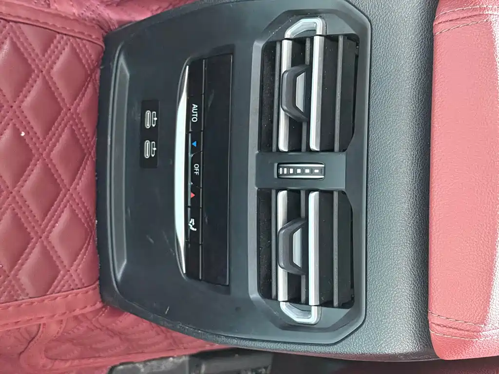 BMW i3 2023 — фото 17