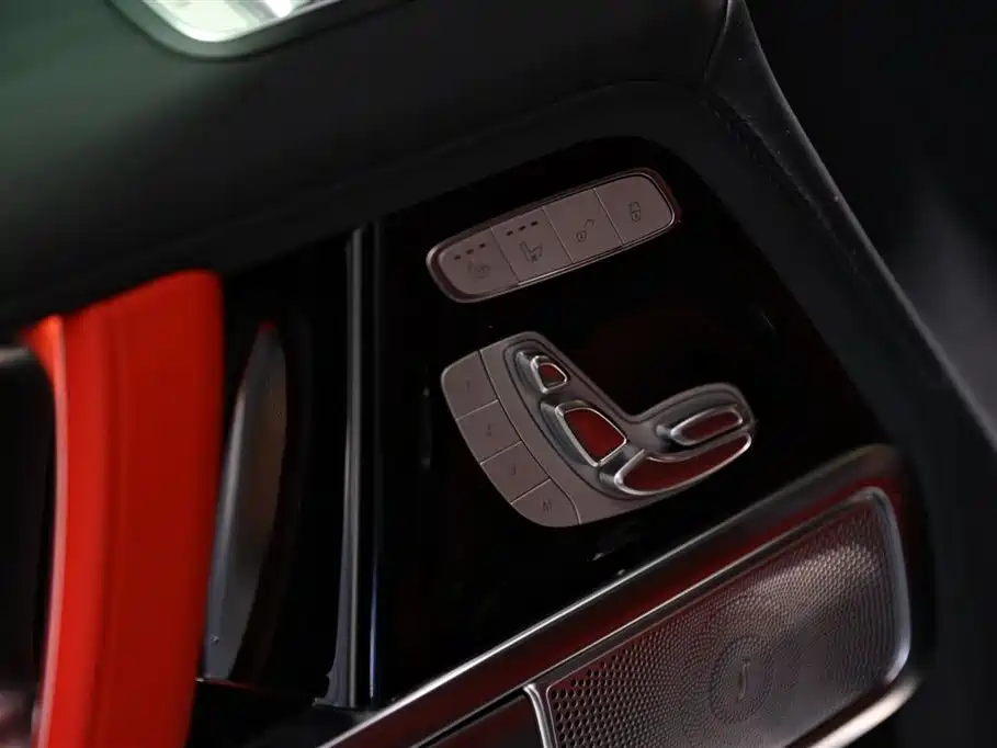 Mercedes-Benz G-Class AMG 2025 — фото 10