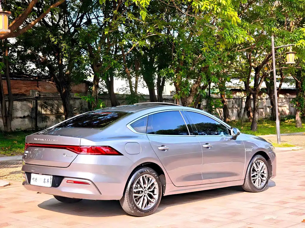 BYD Qin PLUS 2022 — фото 13