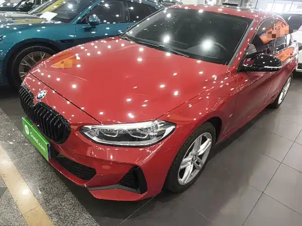 BMW 1 Series 2021