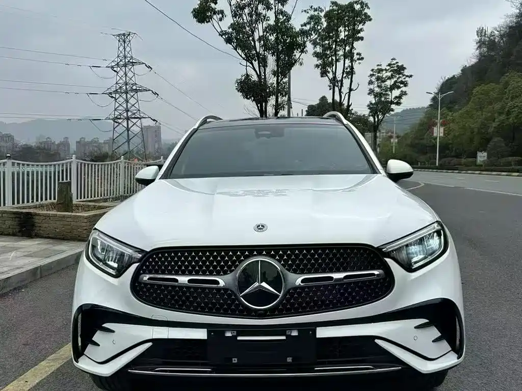 Mercedes-Benz GLC 2024 — фото 1