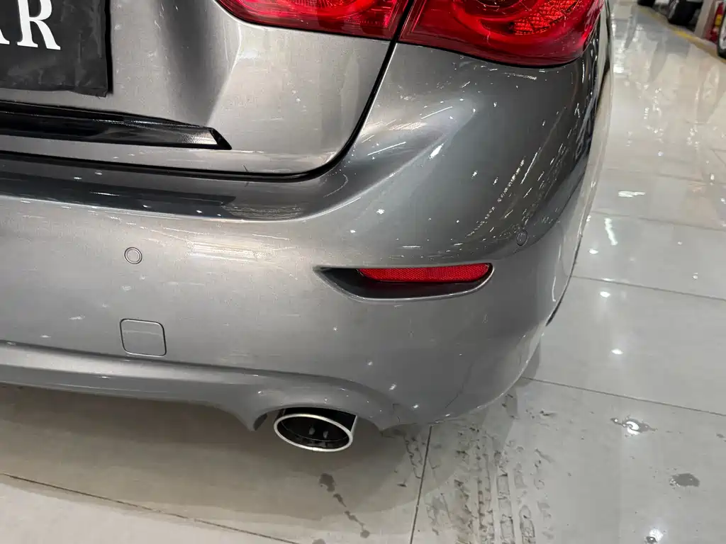 Infiniti Q50L 2017 — фото 18