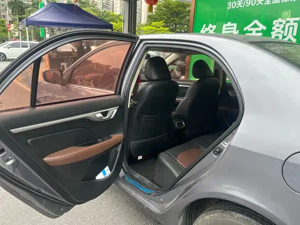 Geely Vision 2018