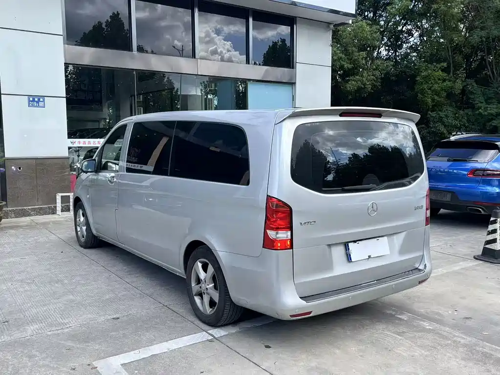 Mercedes-Benz Vito 2017 — фото 5