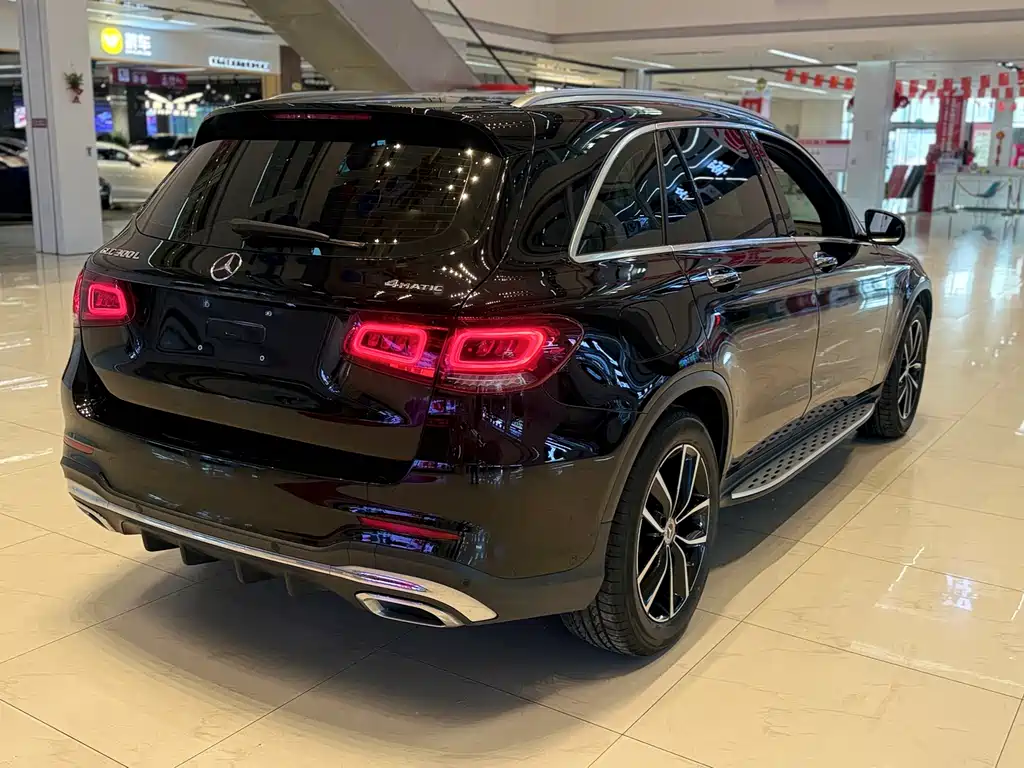Mercedes-Benz GLC 2019 — фото 21