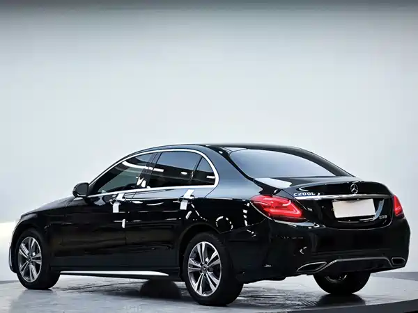 Mercedes-Benz C-Class 2020